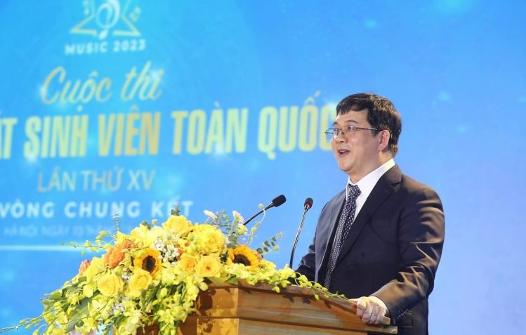  Hiệu trưởng Trường Đại học Phenikaa - GS.TS Phạm Thành Huy - phát biểu tại buổi chung kết